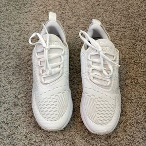 Nike White Air Max 270